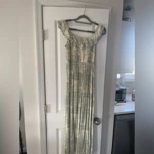 Wonderly Maxi Dress